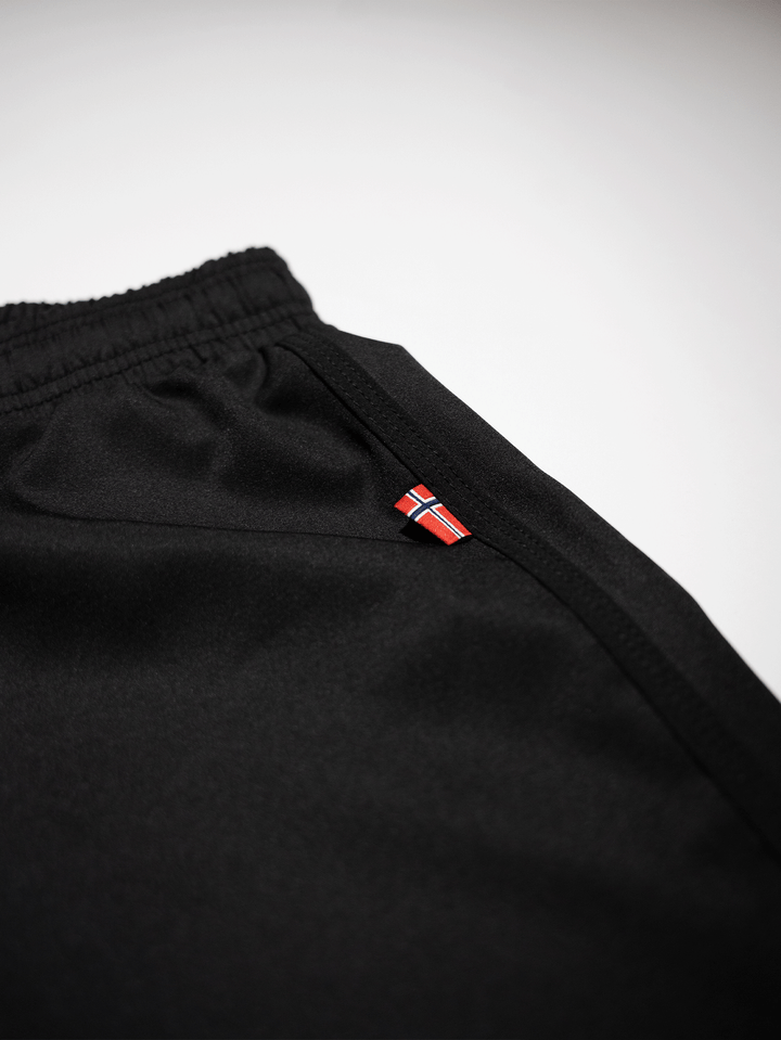 NORZ SHORTS - MIDCUT BLACK